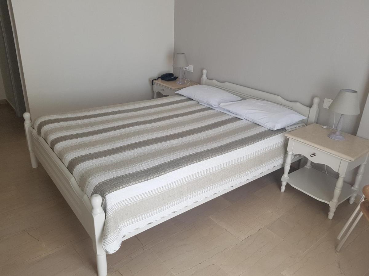 Alkyon Hotel Kamari  Luaran gambar